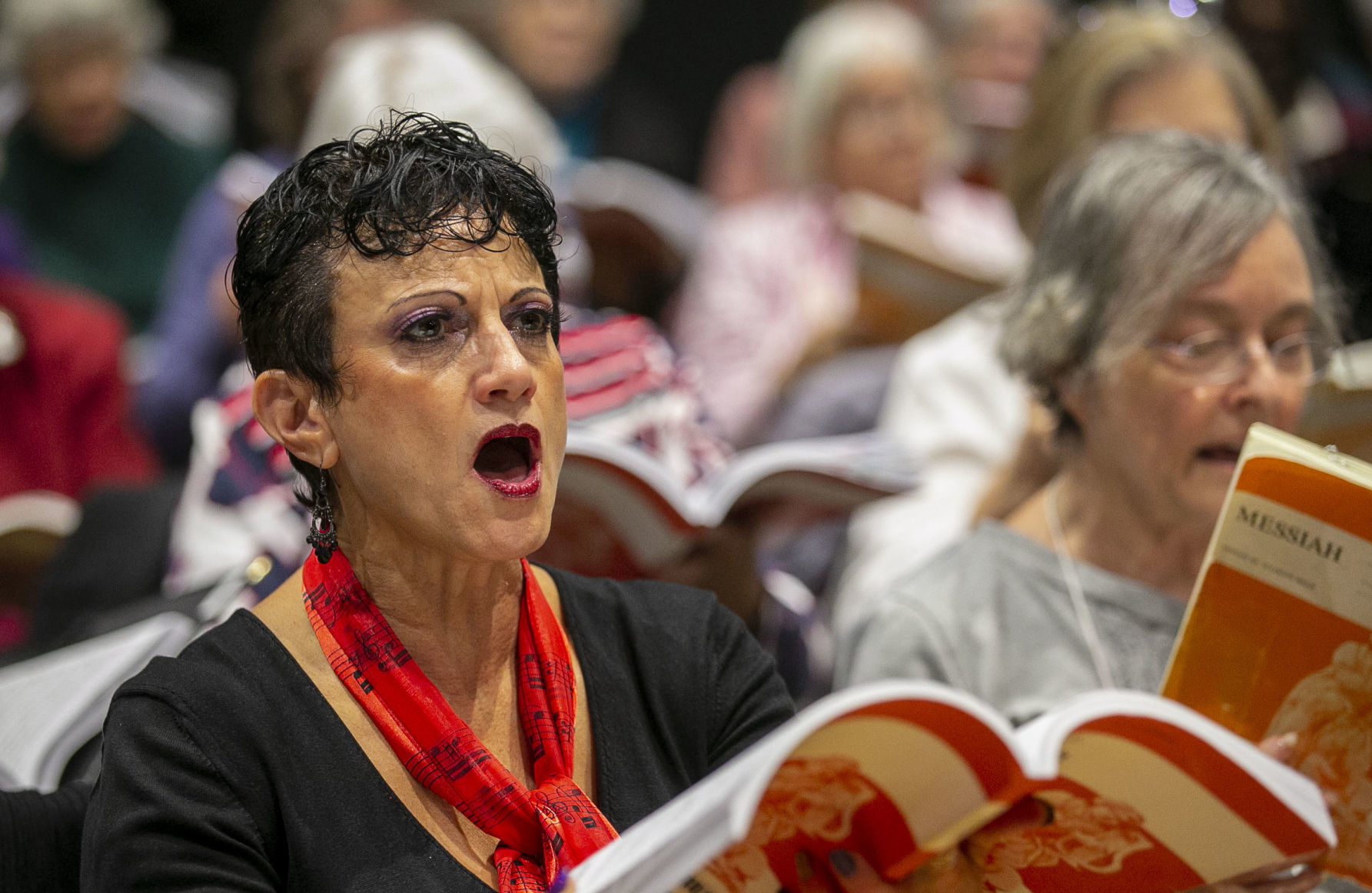 Choral Society of Greensboro rehearses "Messiah"